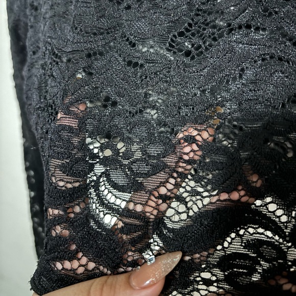 Laced long sleeve black top 🖤 - Picture 2 of 3